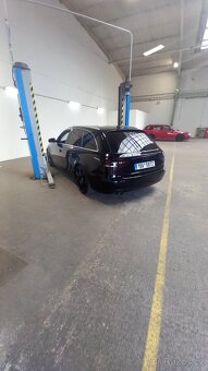 Audi A4/2.0Tdi/Caga/2010/Black - 5