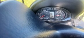 Suzuki Burgman 200 - 5
