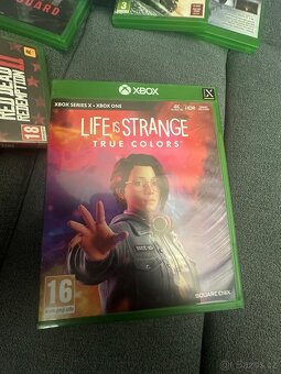 Xbox One X 1TB + 9 her - 5