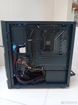 Herní PC – Ryzen 7 2700X, RX 580 8GB, 16 vláken Bez Disku - 5