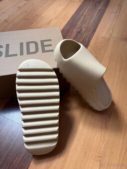 Adidas Yeezy Slide size-44 - 5