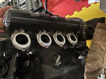 Hlava na Yamaha R1 02-03 Rn09 - 5