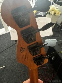 Prodám JB Squier jazz bass, stav nové baskytary aktivní - 5