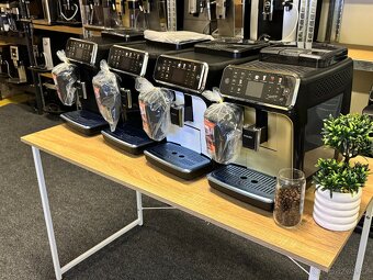 Kávovar Philips EP5500 - 5