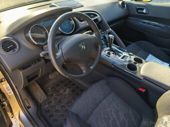 Peugeot 3008 -2,0HDI -  Automat - 5