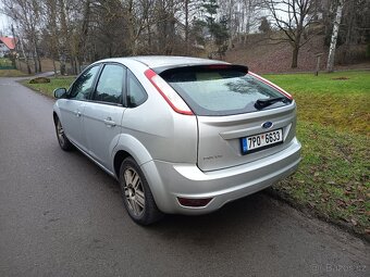 Focus 1.6 i 74kw rok 2011 - 5