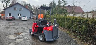 Kolový nakladač SDLOOL S30 Avant Multione - 5