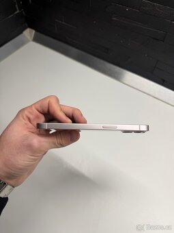 iPhone 13 – 128 GB, růžový - 5