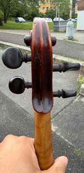 Housle - 5