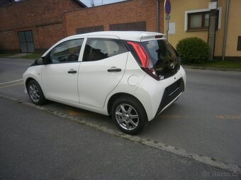 Toyota Aygo rok 2020 5 dveřova. - 5