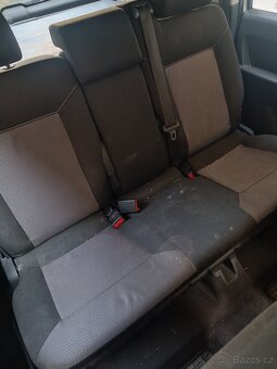 Opel Zafira 2010 - 5