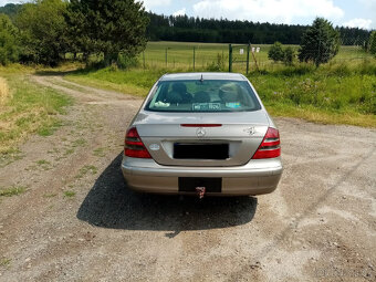 Mercedes-Benz E270 CDI W211 130Kw - náhradní díly - 5