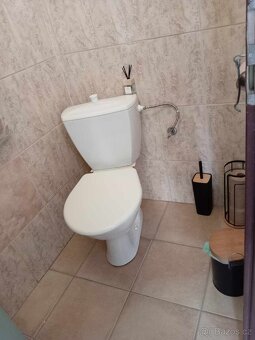 Přenechám kompletně vybavený kosmetický salón - 5