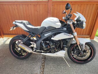Triumph speed triple 1050 r.v. 2011 - 5