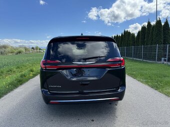 Chrysler Pacifica 3.6 V6 291ps – 107tkm, 8 míst, TOP výbava - 5