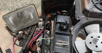 Mix dílu Škoda 120. - 5