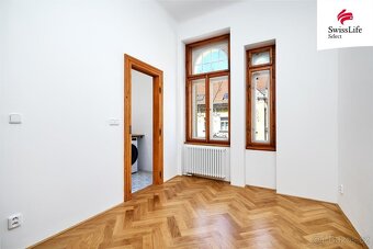 Pronájem bytu 2+1 59 m2 Kozí, Praha - 5