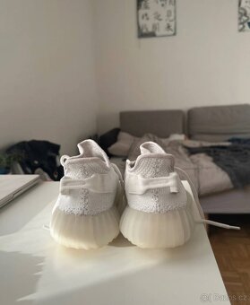 Yeezy Boost 350 v2 “Triple White” z USA - 5