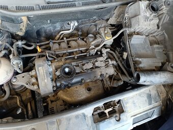 Motor a převodovka Škoda Fabia 1.4 55.kw ben.16V 03 (K989) - 5