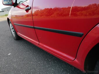 Prodám Golf 4 1,6 77kw rok výroby 2002 - 5