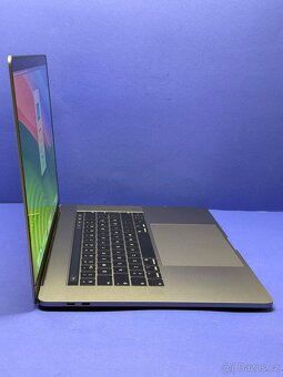 MacBook Pro 15” 2019 CTO/32GB RAM/i9/2TB SSD/ Záruka - 5