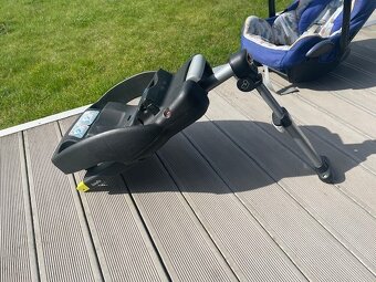 Autosedačka Maxi Cosi FamilyFix se základnou - 5