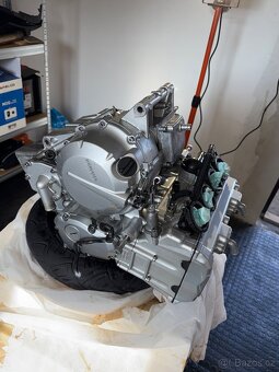 Motor FZ6N - 5