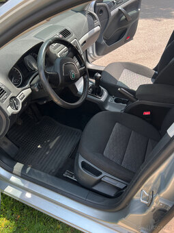 Škoda Octavia 2 FL Combi 2012 2.0 TDI 103 kW - 5