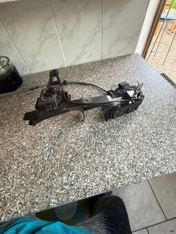 Ford Galaxy predni dvere zamek od roku 2006 - 5