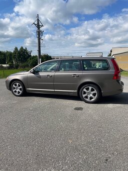 Volvo V70 III 2.4d D5 120kW, Manuál 6 rychlostí. - 5