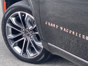 2022 Jeep Grand Wagoneer Series III 4WD - 5