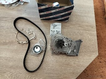 Prodám novou rozvodovou sadu Bosch - 5