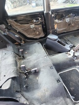 Volvo V40 / S40 náhradní díly - 5