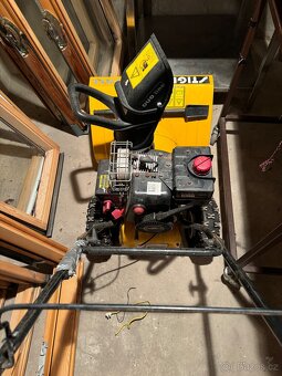 Sněhová benzínová fréza značkový dělník - 5