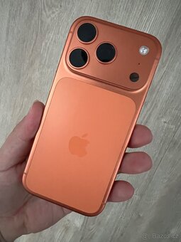 iPhone 17 PRO 256Gb…skoro nový, e-sim - 5