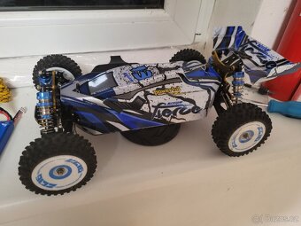 Nová 4WD buggy 1/12. brushless motor - 5