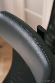 Kancelářská židle JÄRVFJÄLLET (IKEA) v kůži 2x - 5