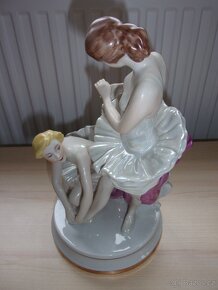 BALETKY okolo r. 1930 - glazovaný porcelán TOP STAV - 5