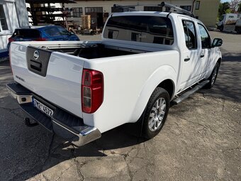 Nissan Navara 3.0 dCi V6 / 4x4 / DPH - 5