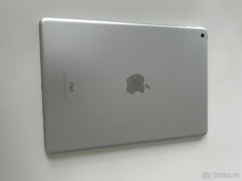 Prodám ipad 6.generace, 128 GB, nová baterie - 5