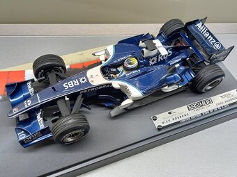 F1 WILLIAMS COSWORTH FW28 NICO ROSBERG HOTWHEELS 1:18 - 5