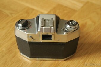 EXA IIb + Carl Zeiss TESSAR 50mm f2,8 - 5