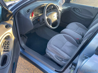 Ford Taurus 3.0 V6 1997, dobrý stav, plně funkční - 5