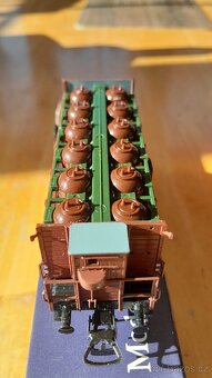 Nákladní vůz na přepravu kyselin- PIKO-HO - 5
