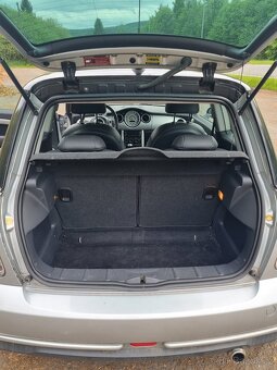 MINI COOPER R50 1,6i 85kW stříbrný - 5