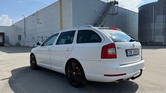 Škoda Octavia 2 RS Facelift - 5