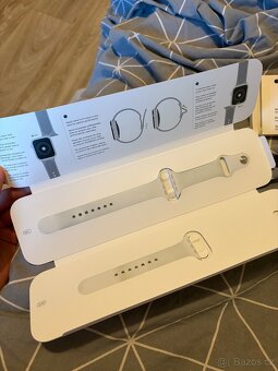 Apple Watch SE 44 mm - 5