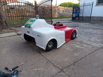 Dobová závodní motokára informace - 5