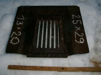 prodám různá stará kamnová dvířka, litinová kamínka bubínek, - 5