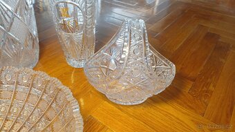 Broušené vázy, mísy, podnosy - 5